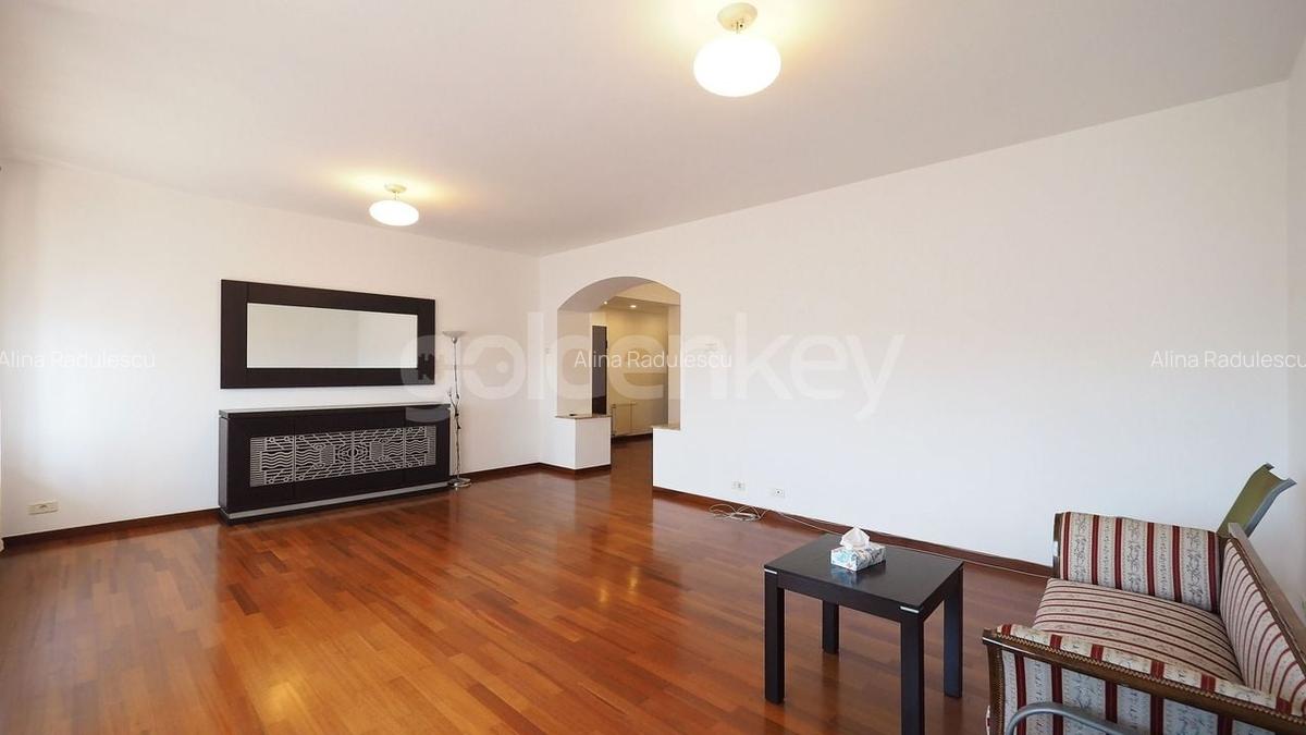 Apartament generos cu 4 camere | vedere panoramica Sud | terasa si garaj - 5