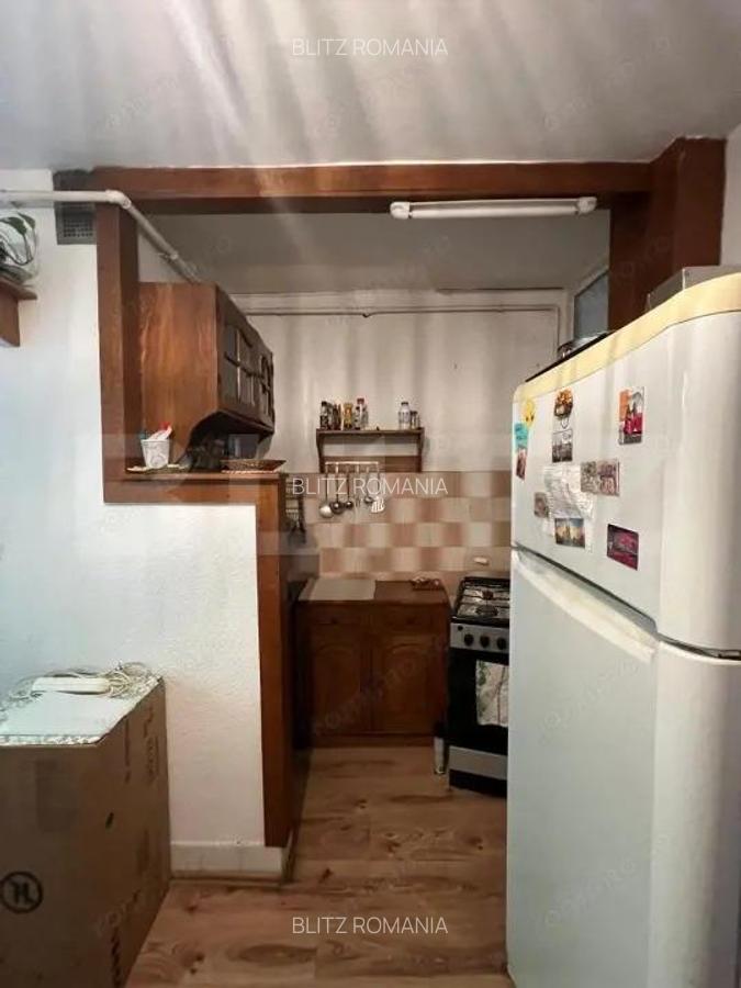 Apartament 3 camere, 70 mp, etaj 1, decomandat zona Pandurilor - 3