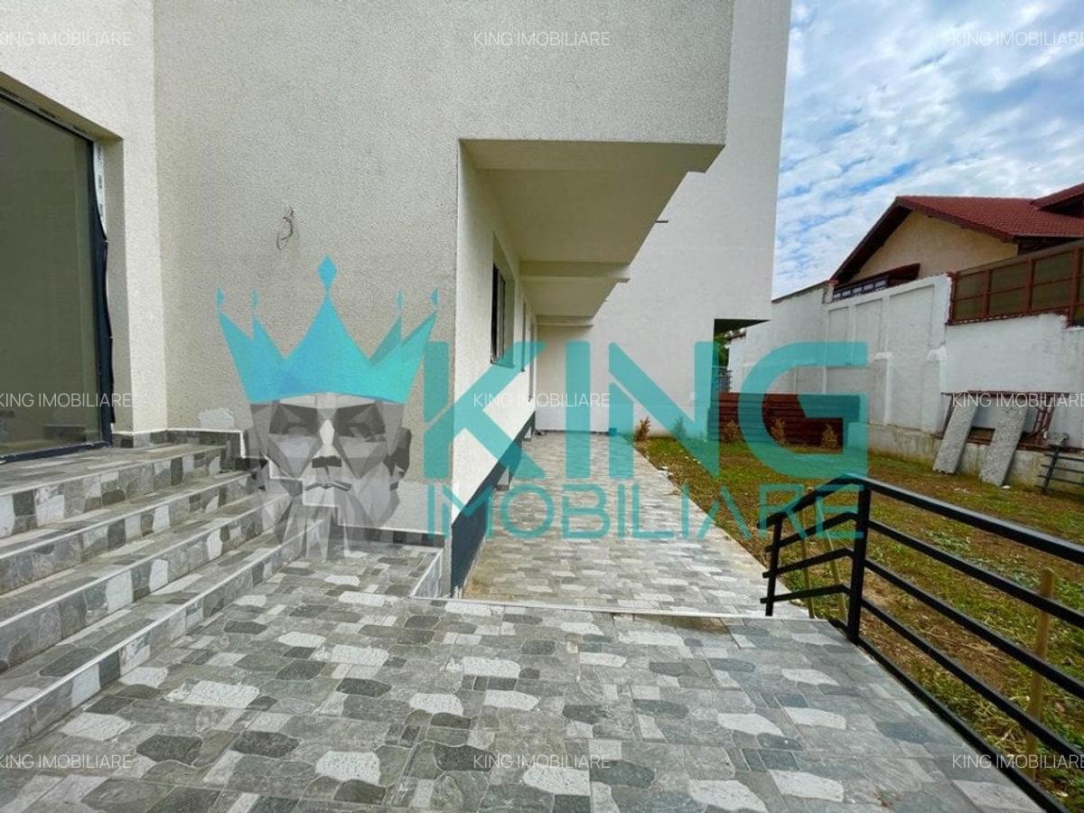 Apartament cu 3 camere decomandat în Andronache - 2