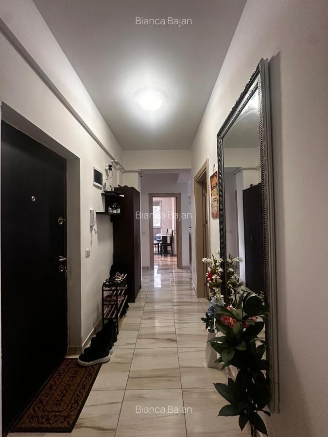 SECTOR 4- APARTAMENT 3 CAMERE 2 BAI - Etaj 1 - 3