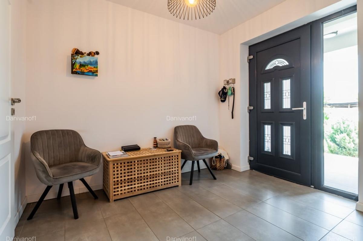 Vila ultratehnologizata, clasa energetica A++, finisaje premium, dotari smart - 10