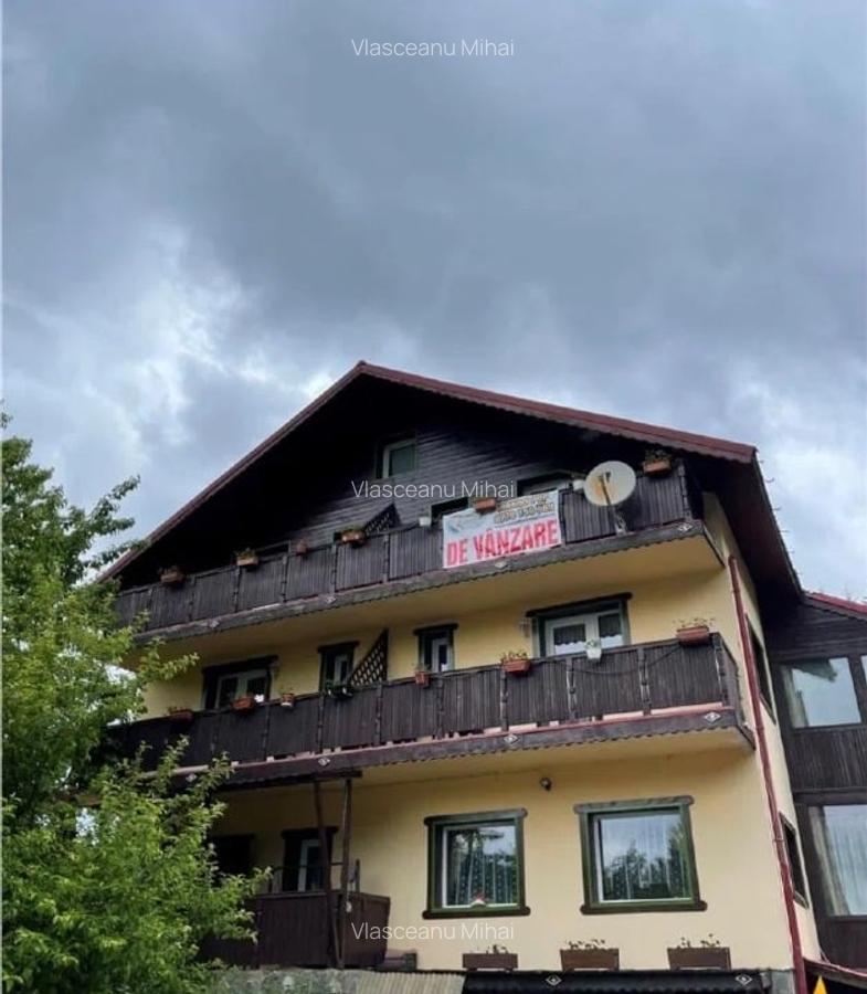 Pensiune complet utilată în Predeal, teren de tenis, garaj 4 mașini - 2