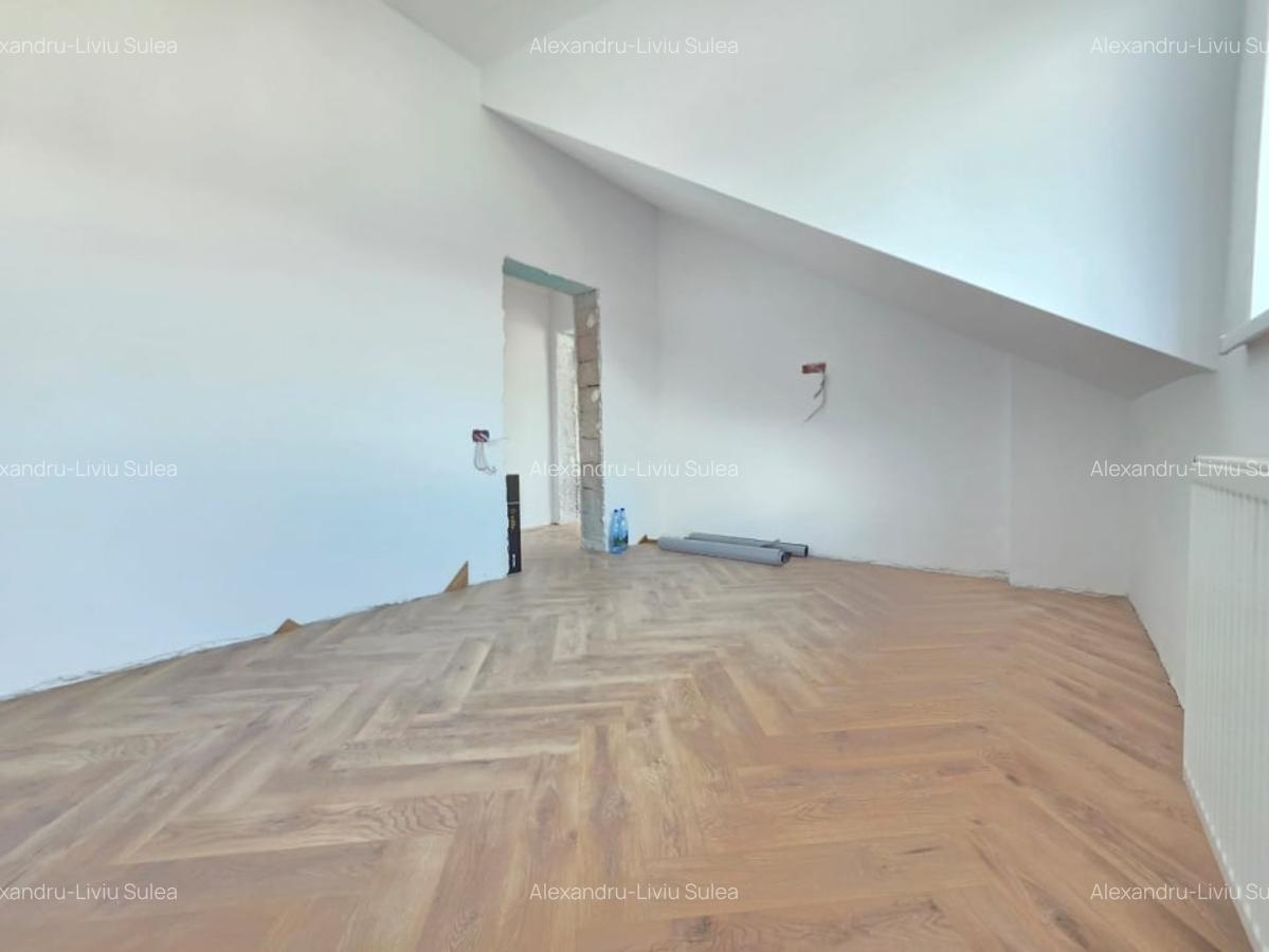 Apartament cu trei camere tip penthouse, zona Tractorul - 3