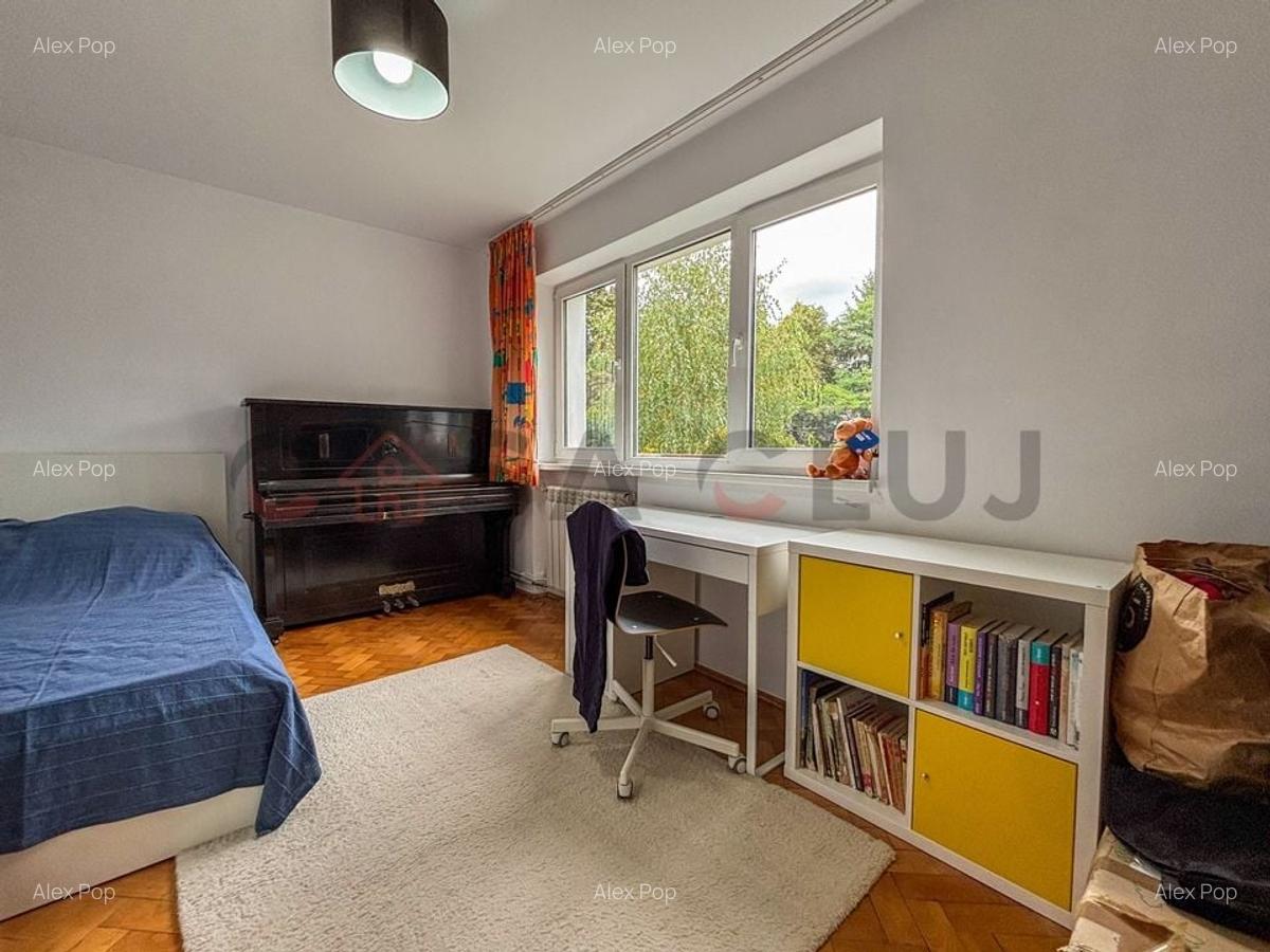 Etajul 1, orientare sud-vest și balcon - Gheorgheni, zona Piața Hermes - 3