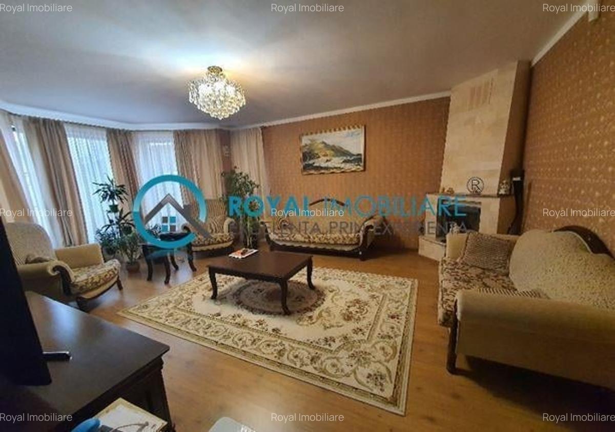 Casă cu 8 camere în Strejnicu - 6