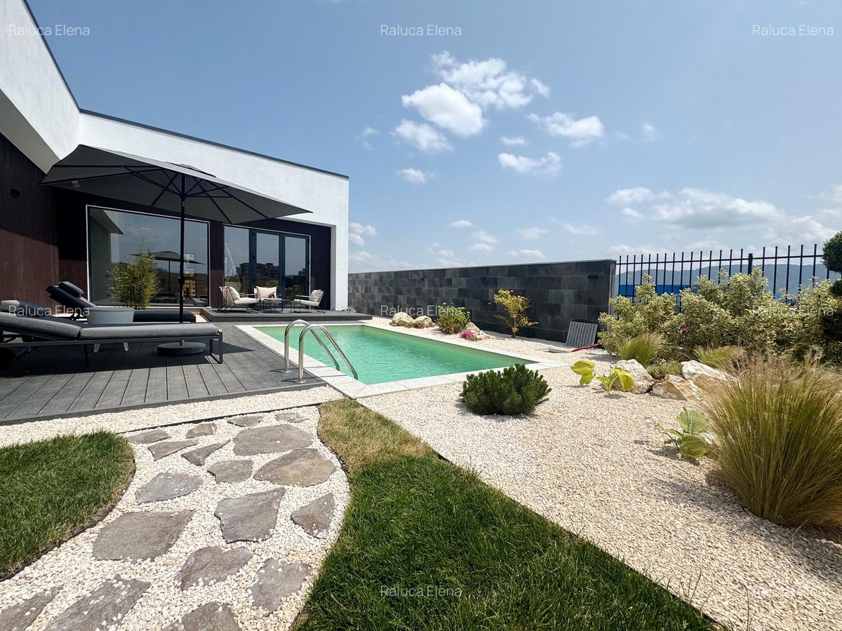 Casa 4 Camere Curte Proprie Intr-un Complex Rezidential - 1