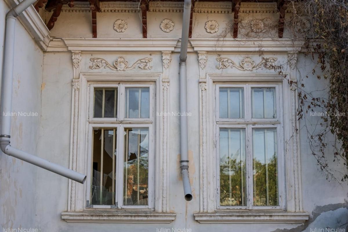 Conac Boieresc - Ceptura de Jos , o Bijuterie Istorica! - 26