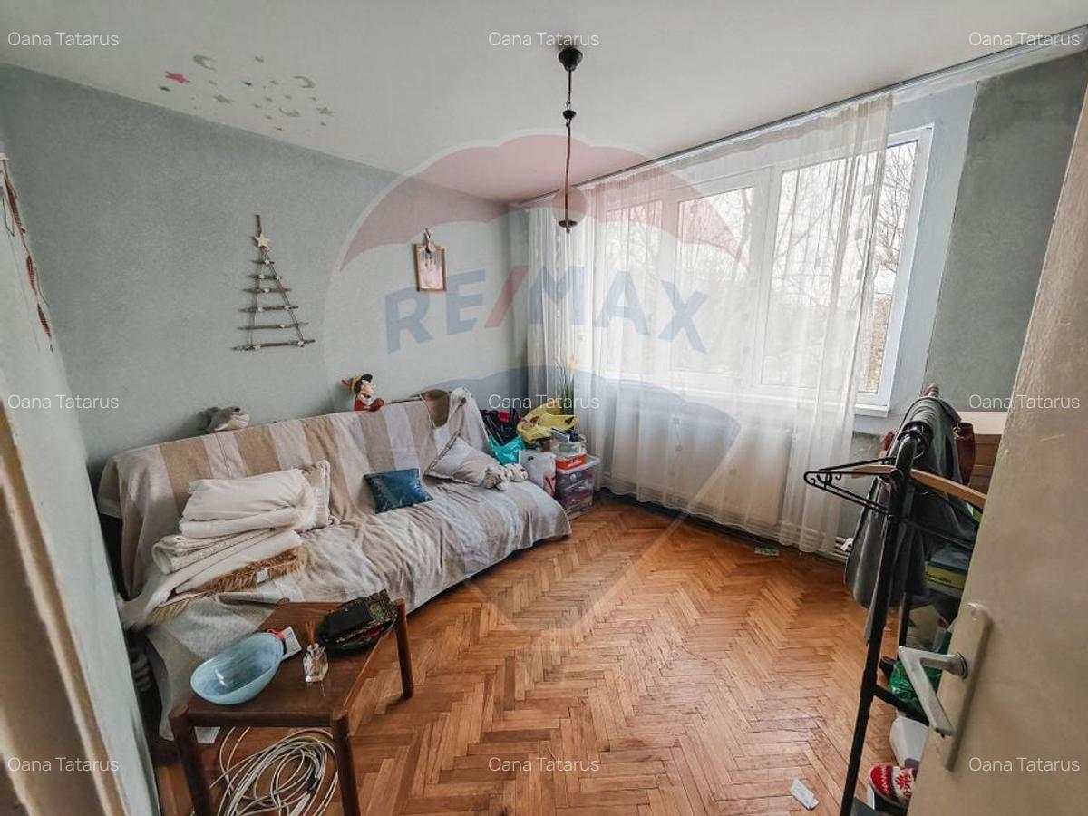 Apartament cu 4 camere de vanzare in zona Bd. Cosbuc - 11