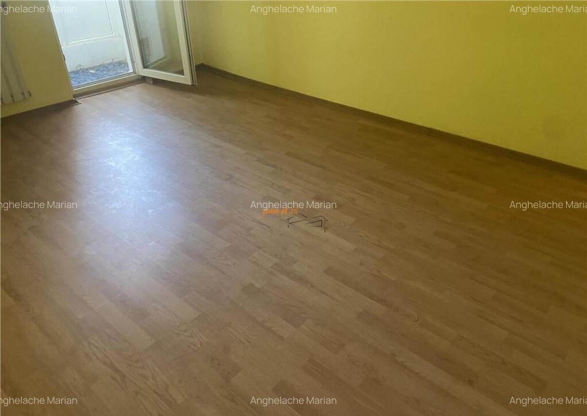 Apareament 4 camere , zona cartier Sud , et 1/4 , 60 mp , li - 1 Apareament 4 camere , zona cartier Sud , et 1/4 , 60 mp , li - 1