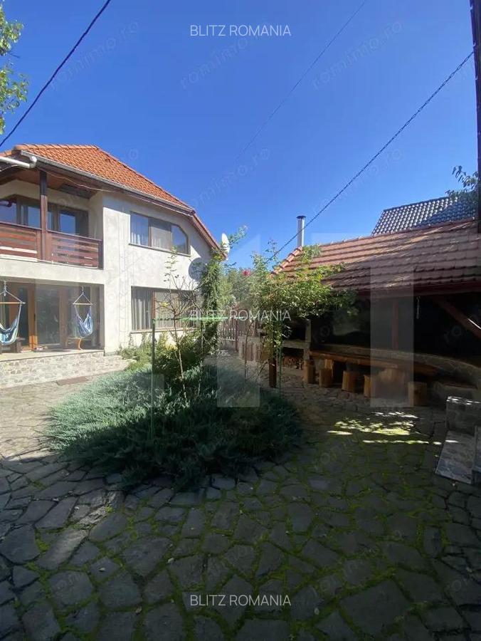 Vila spa?ioasa cu 5 dormitoare ?i curte de 730 mp - 9