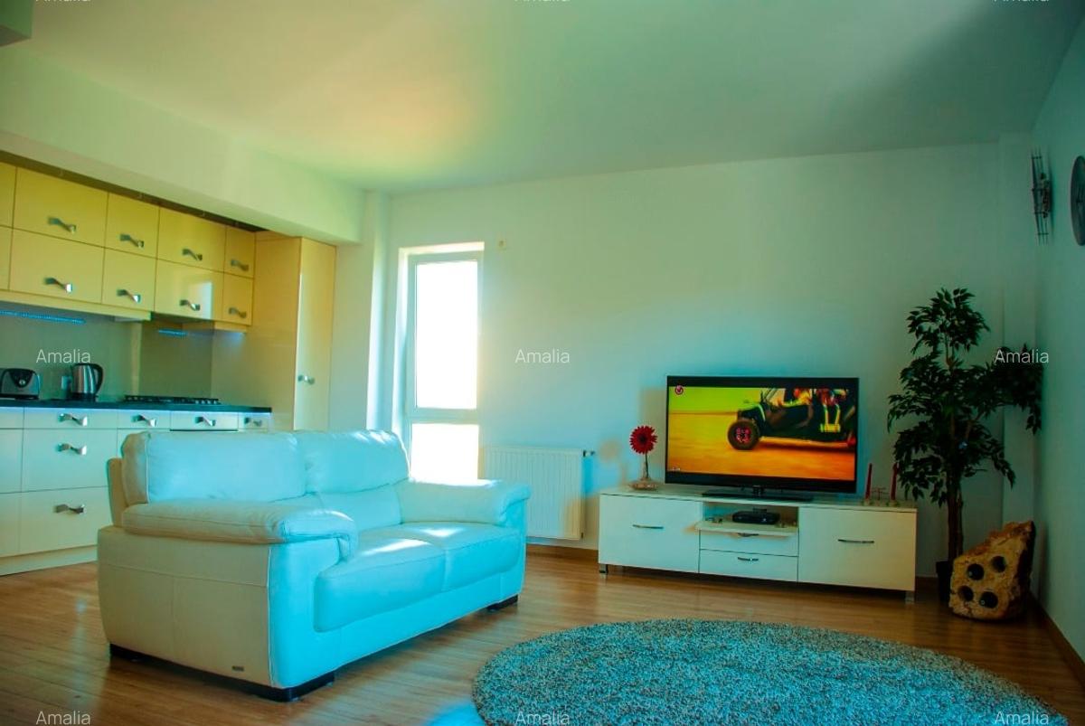 Top Floor Apartament 2 camere in complexul Greenfield, Bloc cu 2 etaje - 1
