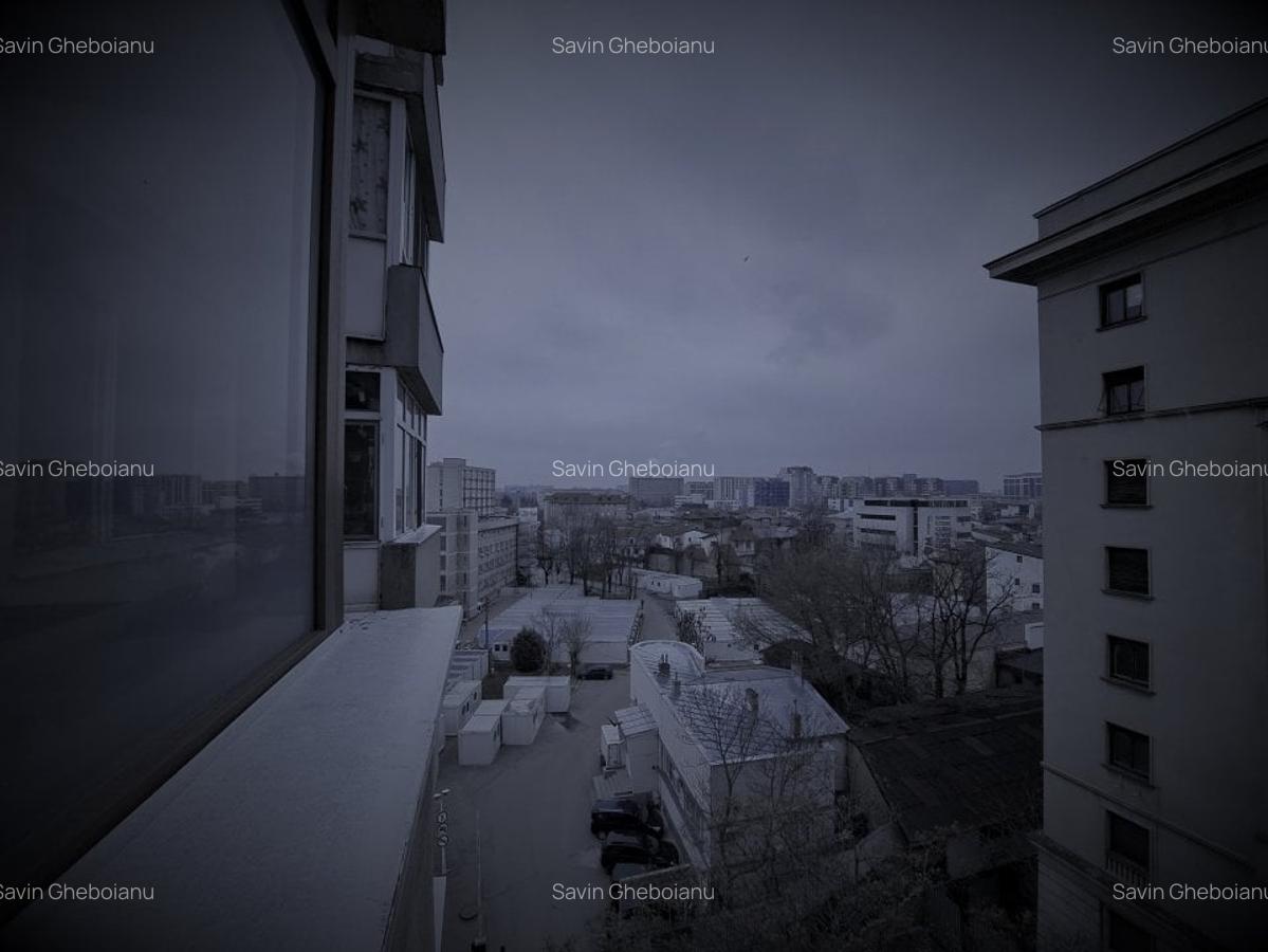 TWO-ROOM APARTMENT / 44 sqm / 6th FLOOR of nine / GARA DE NORD AREA - 29