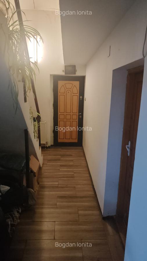 Casă cu 5 camere în Giulești - 36