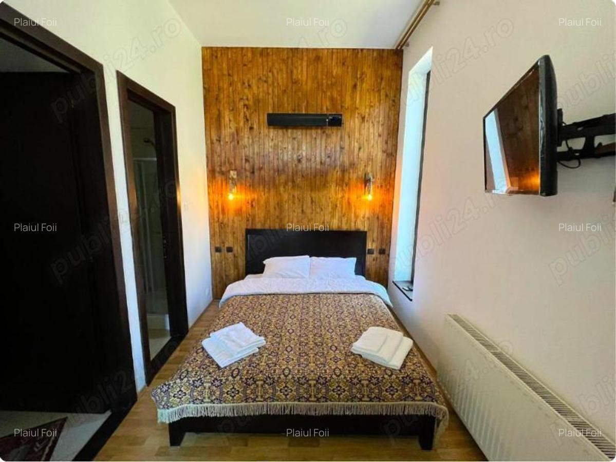 Vila de lux la munte Brasov Zarnesti Plaiul Foii, 2 hectare de teren, jacuzzi, semineu, sauna, Gym - 6