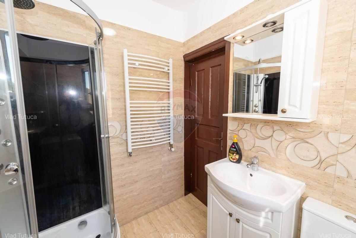 Casa / Vila cu 3 camere de inchiriat strada Pargarilor Stefan cel Mare - 18