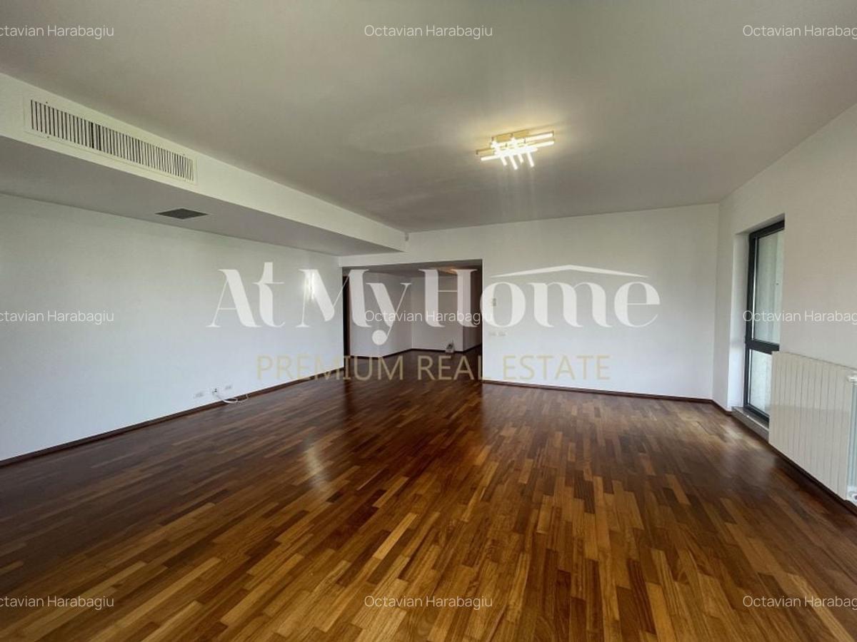 Apartament cu 4 camere decomandat, mobilat în Băneasa - 10
