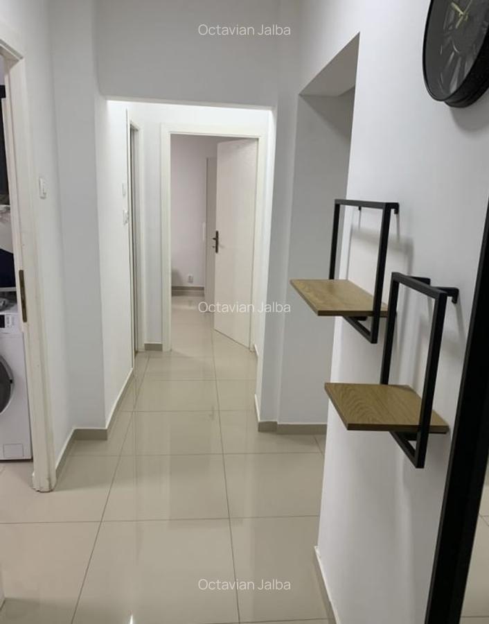 Apartament de 3 camere, decomandat, 2 bai, la 3 minute de metrou Timpuri Noi - 7