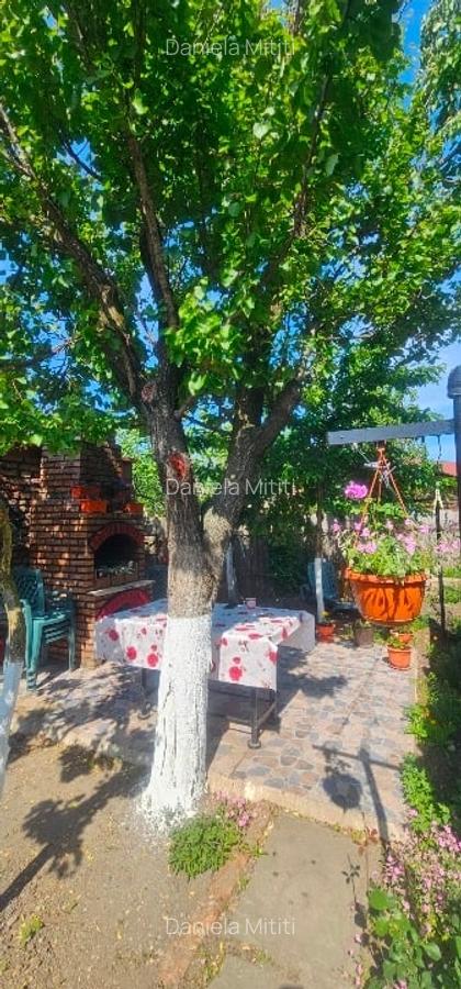 Proprietar, vând apartament la curte comuna  în Grădiște - 7