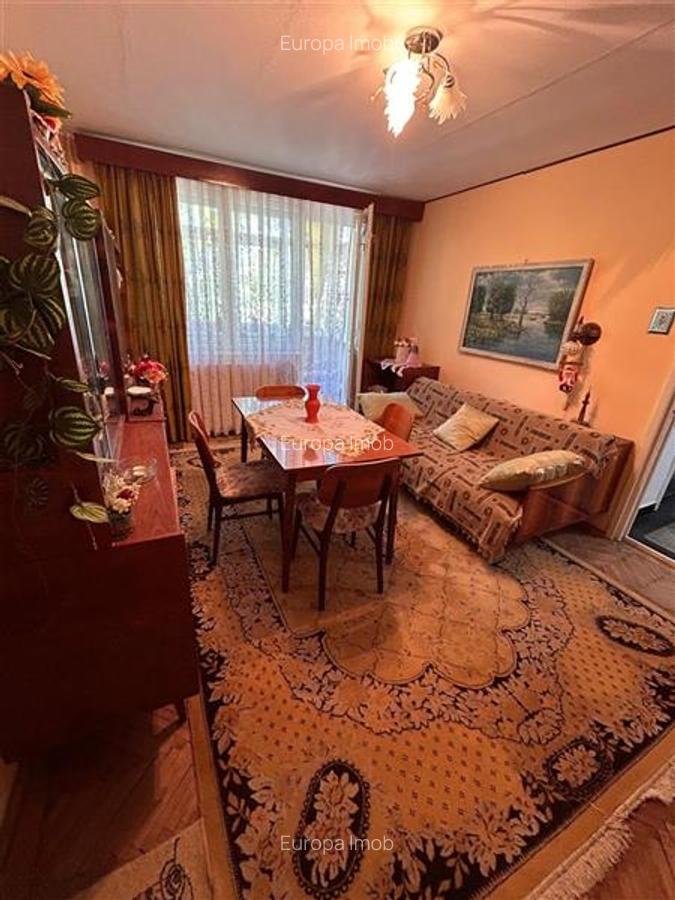 Apartament cu 2 camere de vanzare zona 23 August Tulcea - 2
