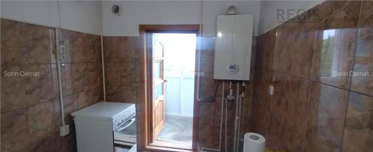 Apartament 2 camere decomandat si liber, Brosteni - 4