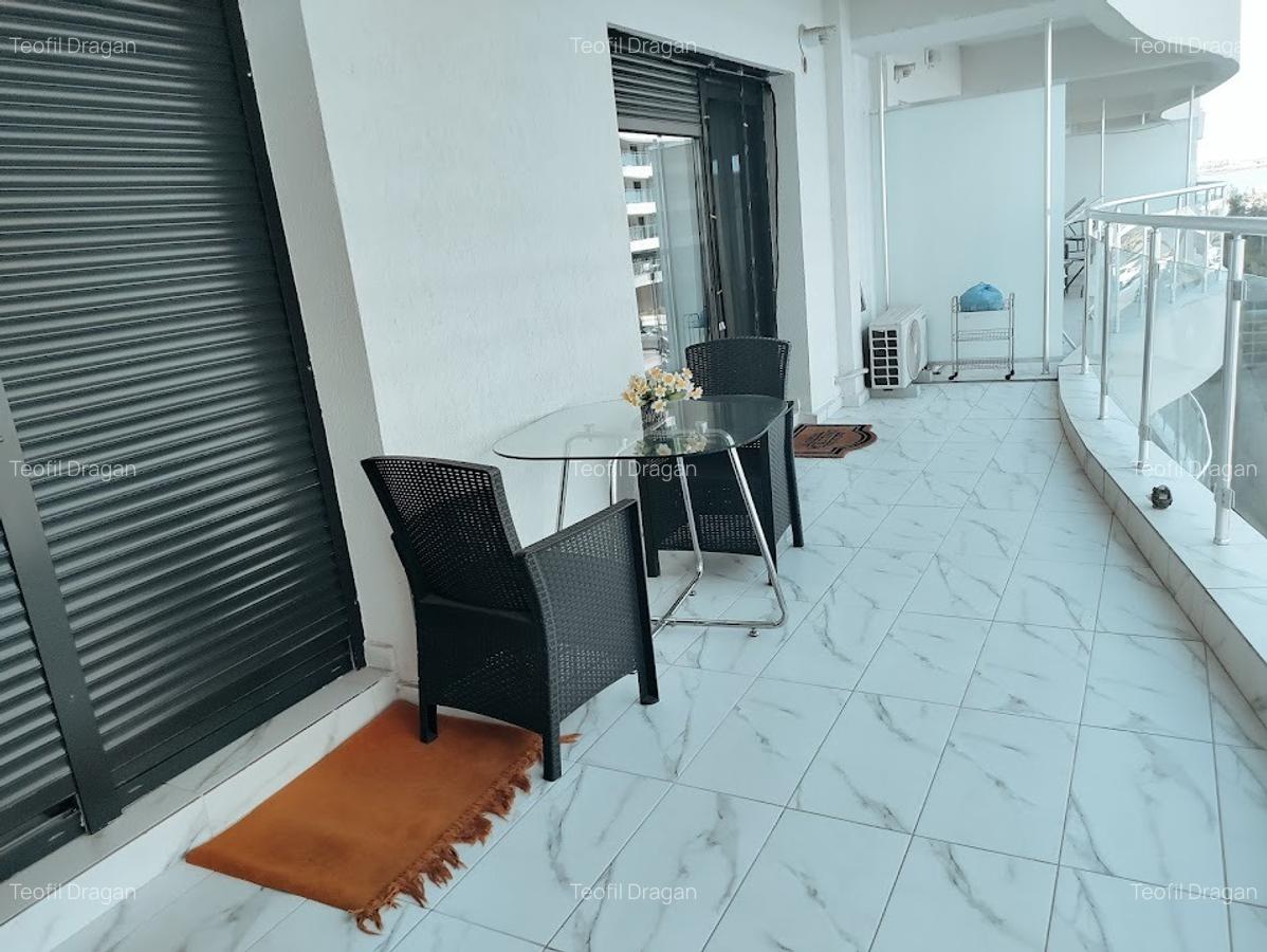 Proprietar inchiriez ap 2 camere  MAMAIA CASA  DEL MAR cu parcare si centrala pr - 8