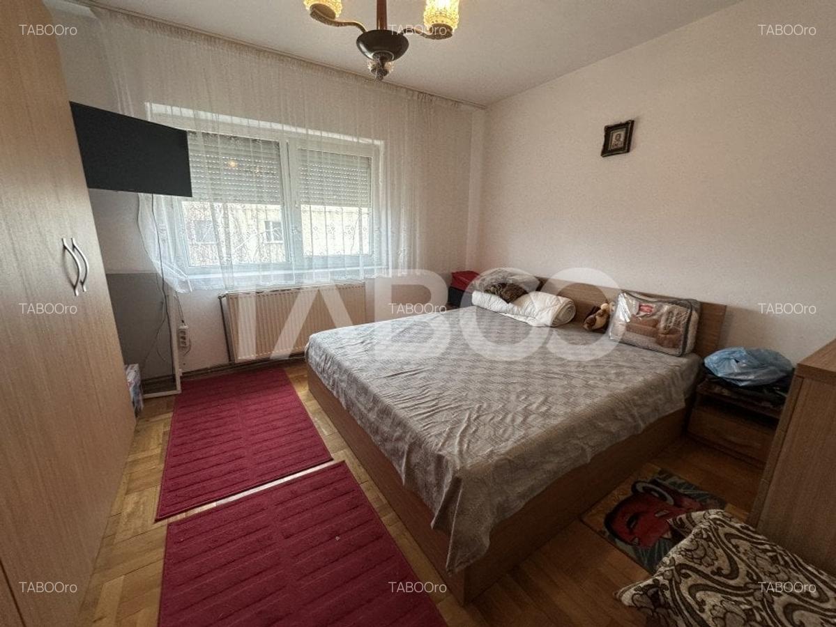 Apartament cu 3 camere decomandat, mobilat în Central - 3