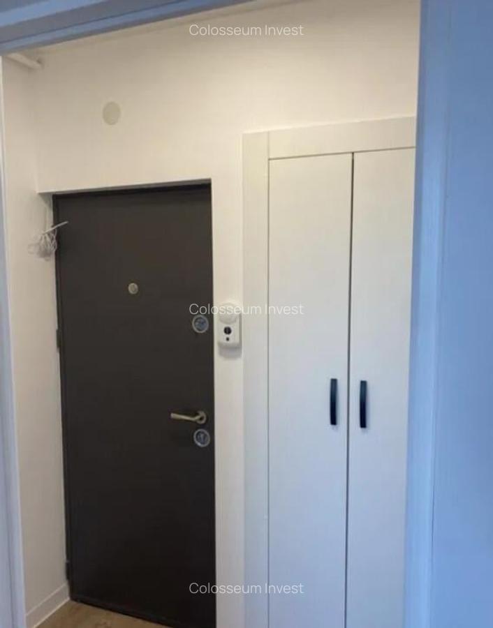 Apartament 3 camere, decomandat - zona Tractorul - 3