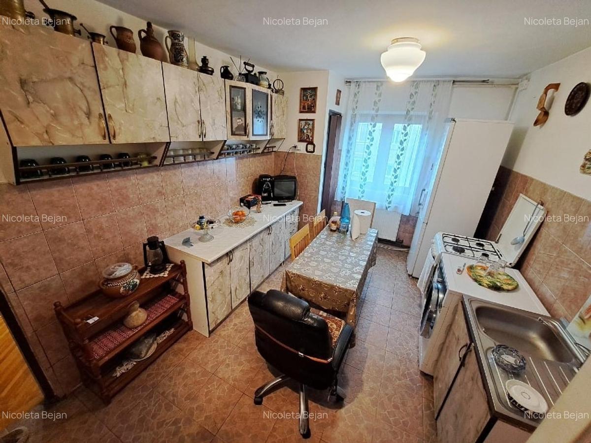 Proprietar ofer in chirie - 4