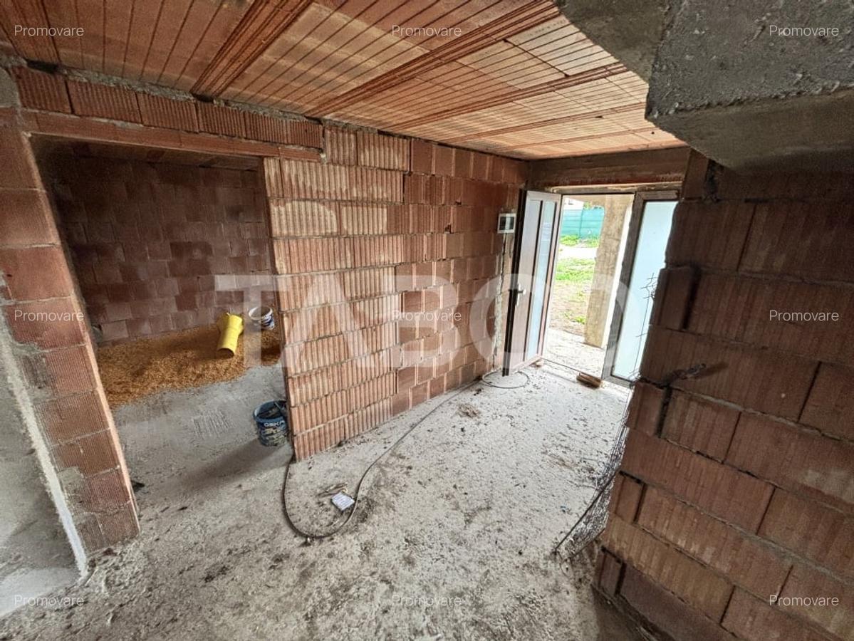 Casa individuala de vanzare zona deosebita in Sura Mare Sibiu - 3