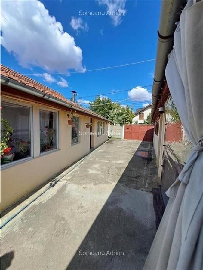 Casa individuala  Mehala aproape de Piata -Profi, 22 m front stradal - 6