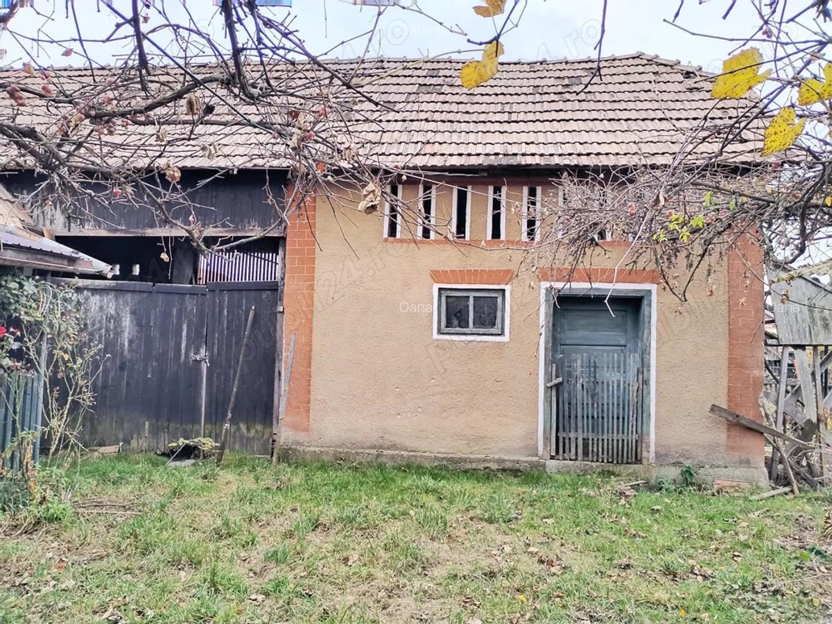 Casa de vanzare in comuna Hodac - 6