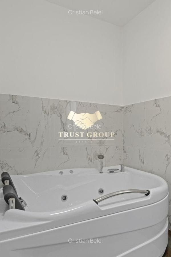 -Casa\Vila 9 Camere -  Teren de 700 mp - Ideala pentru Familii sau Businessuri - 33