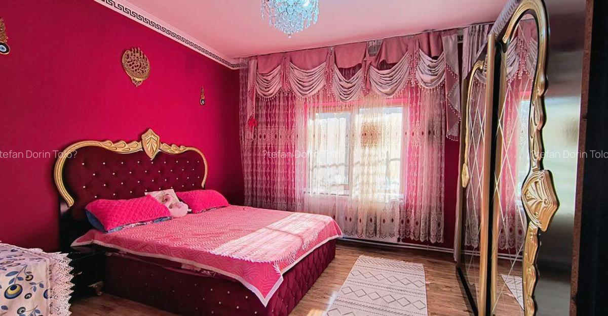 Medgidia | Casa cu 5 camere spa?ioasa - 9