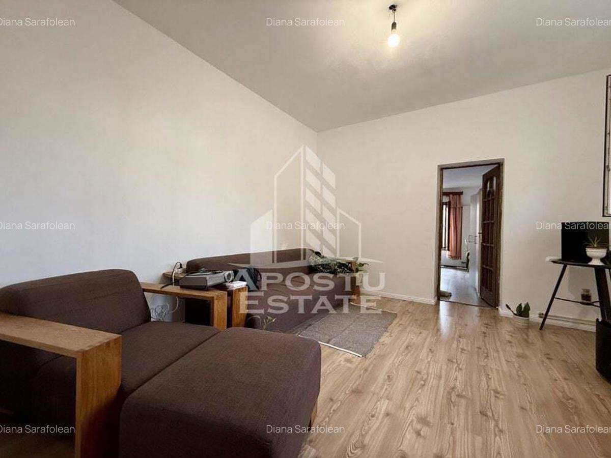 Casa la curte comuna, 180mp teren, zona Balcescu - Universitatii - 1 Casa la curte comuna, 180mp teren, zona Balcescu - Universitatii - 1