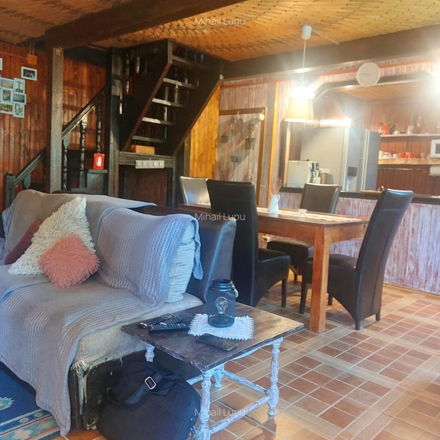 Casă cu 5 camere în Lepșa - 16