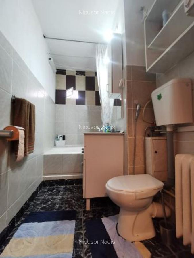 Apartament 3 camere de vânzare - 9