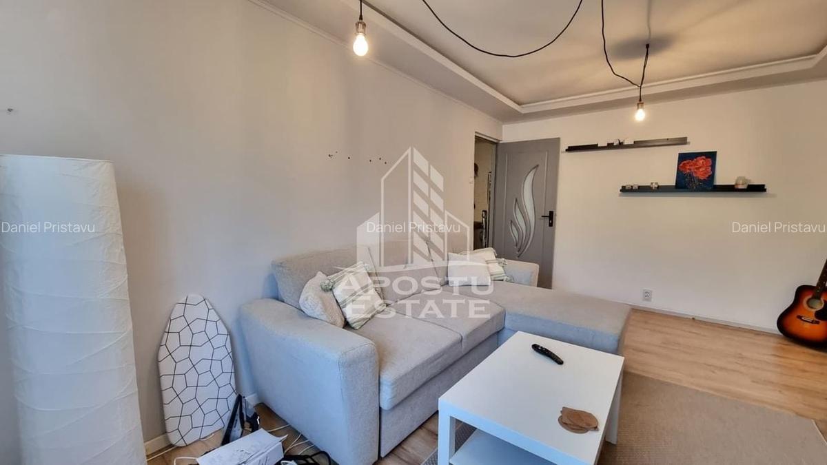 Apartament cu 3 camere, decomandat, zona Calea Aradului - 2