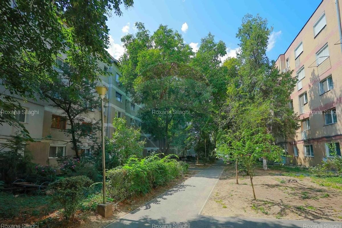 De vanzare Apartament cu 2 camere, etaj 2, str. Grigore Ureche - 14