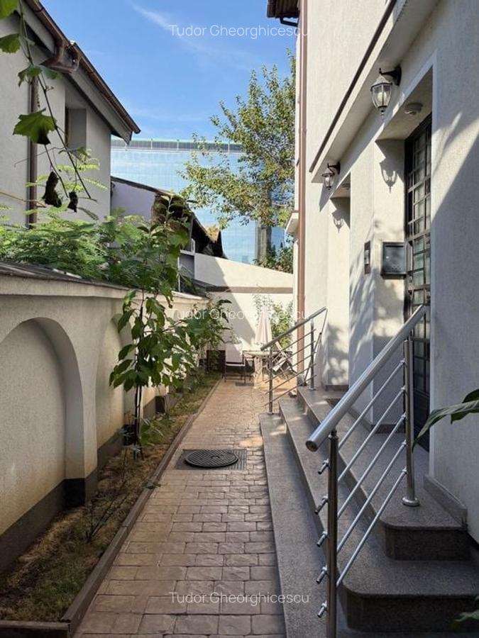 APARTAMENT SPATIOS CU MULTIPLE DEPEDINTE IN VILA APROAPE DE CALEA VICTORIEI - 2