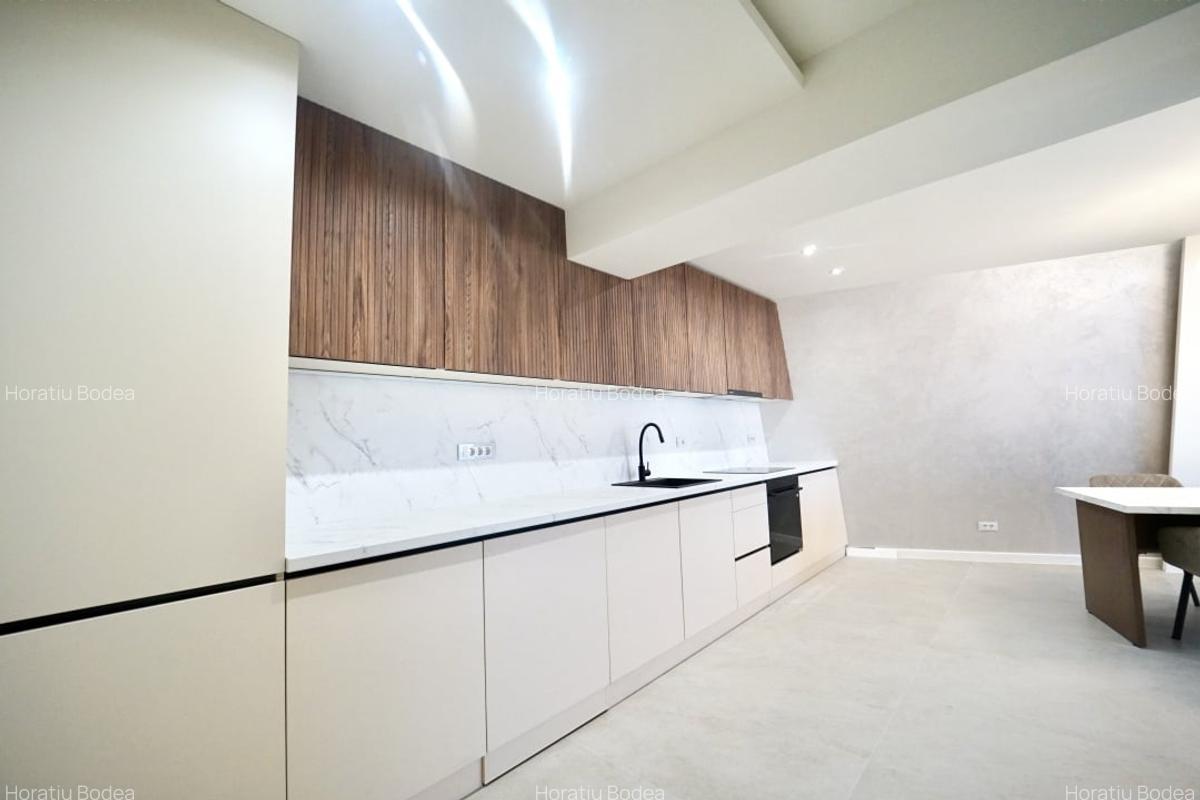 Apartament cu 3 camere semidecomandat în Zorilor - 10