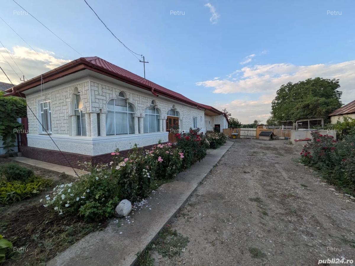 Casa de vanzare in Olesesti - 1