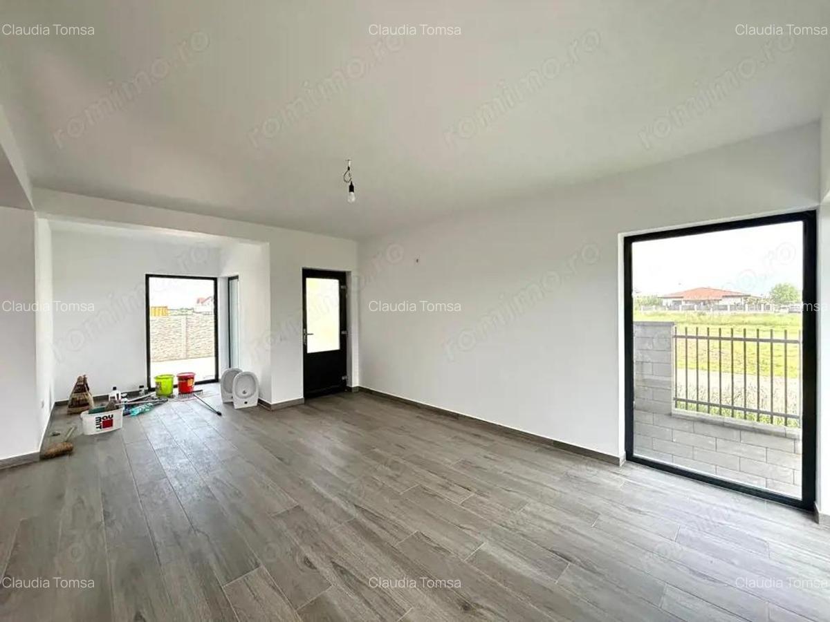 Casa individuala - 4 camere - pozitie excelenta - Sacalaz - 2