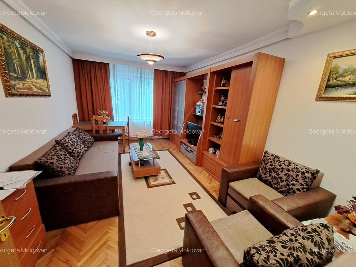 Vand apartament decomandat 2 camere,Tg. Mures, Unirii - 2