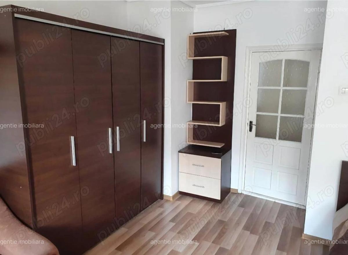 1 Camera Gara - Pasaj Octav Bancila - 2