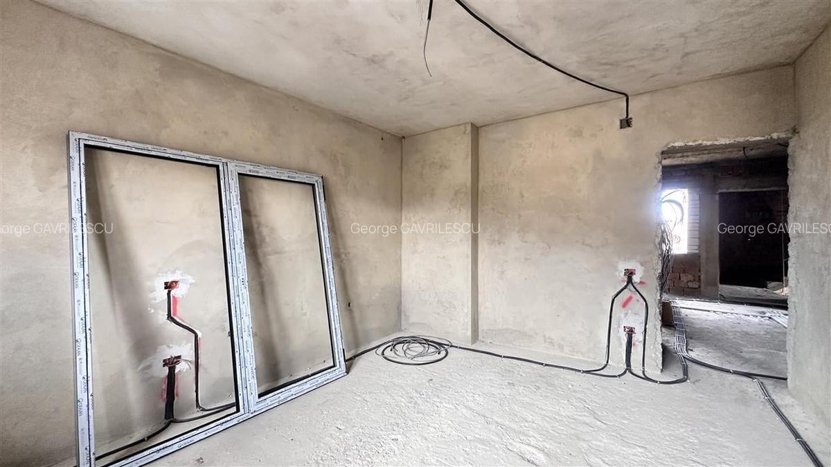 Ocazie ! Apartament 3camere bloc nou Piata Tractorul 148500 e - 3