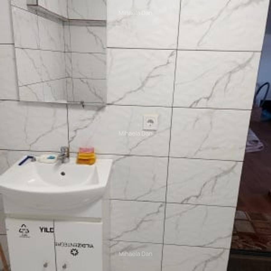 Casa individuala de vanzare- zona Fundeni - 37