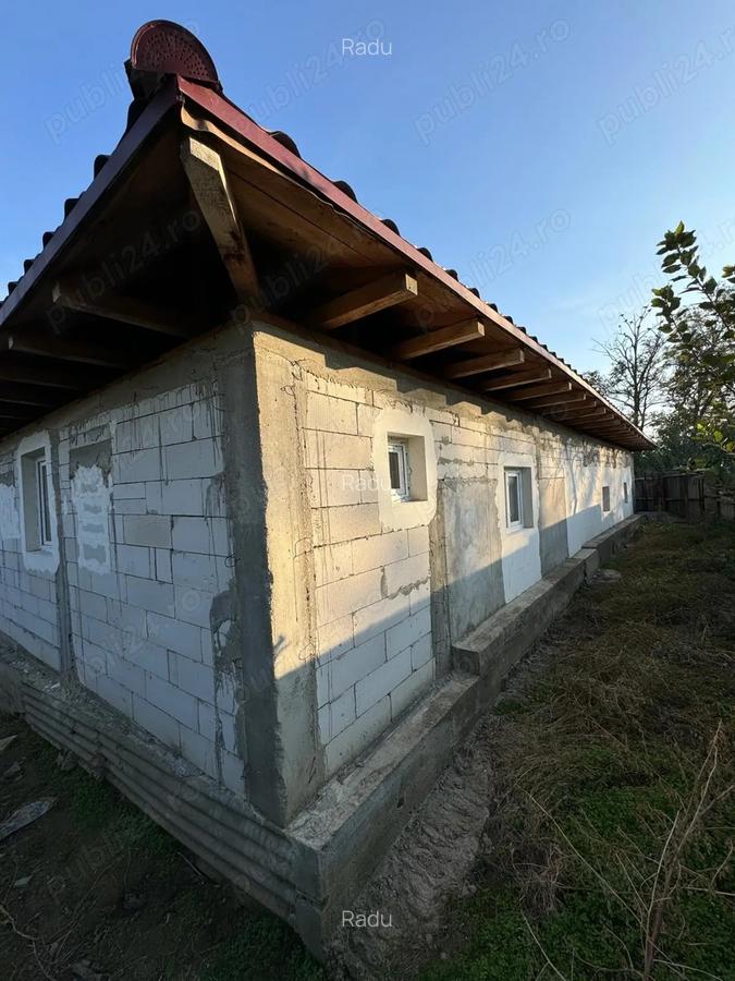 Casa de vanzare cu livada si vie Mineri judetul Tulcea - 2