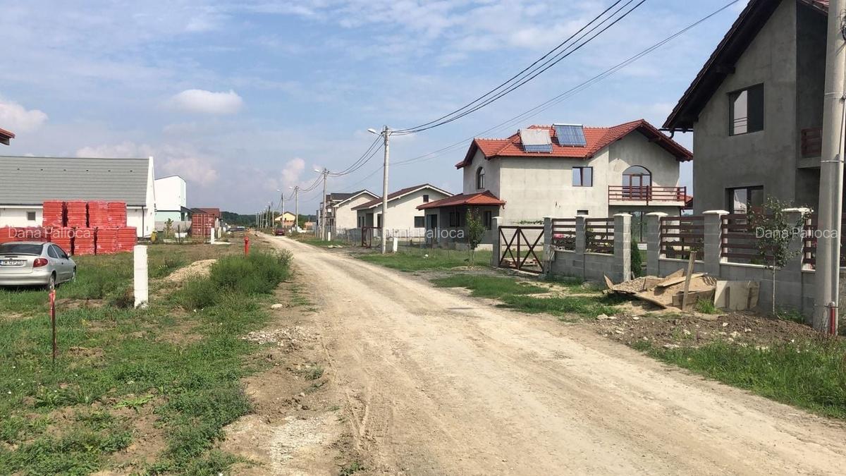 Teren pentru servicii- Mosnita Veche-1200 mp - 3