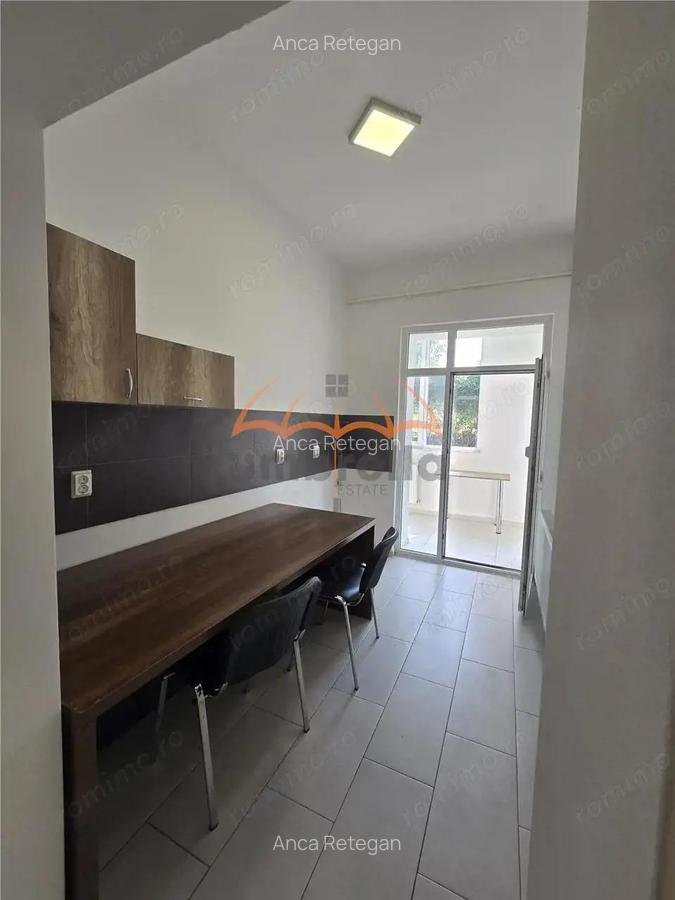 DE INCHIRIAT ap 2 camere , modern, parcare, gradina , 420 euro - 16