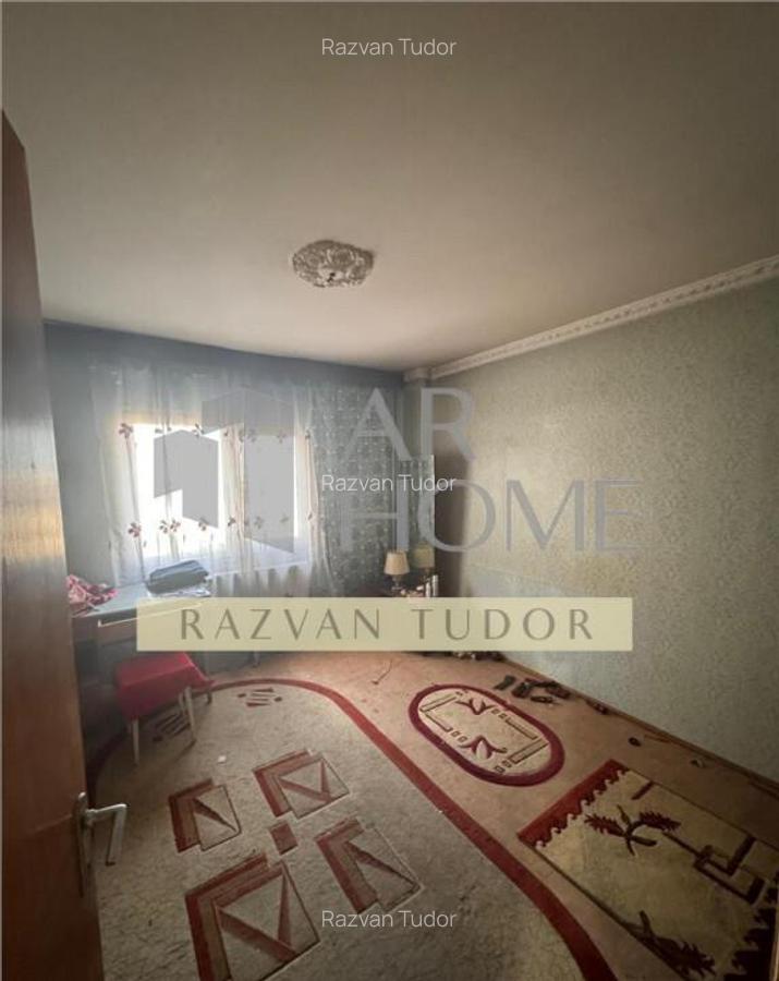 Apartament 4 camere , P-ta Mihai Viteazul , boxa proprie , z - 2 Apartament 4 camere , P-ta Mihai Viteazul , boxa proprie , z - 2